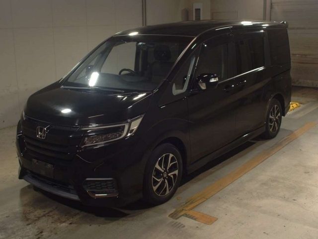 128 Honda Step wagon RP3 2017 г. (TAA Kyushu)